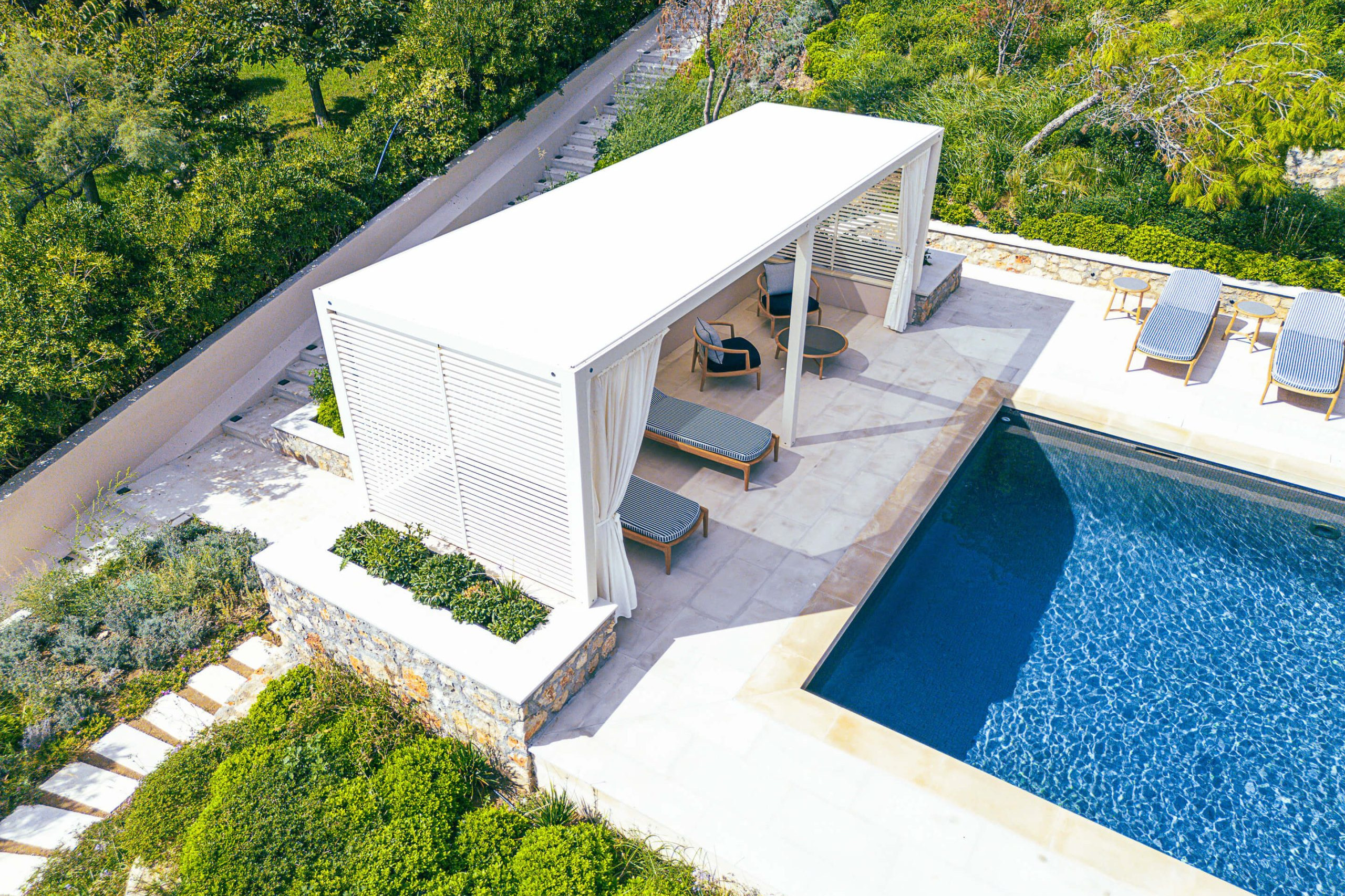 Ype bespoke / pergola - gazebo / Cap Ferrat / Nice / France / Unosider